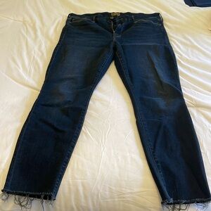 Mother jeans. “The looker ankle”, size 32.